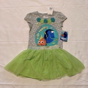 Find Dory skort set